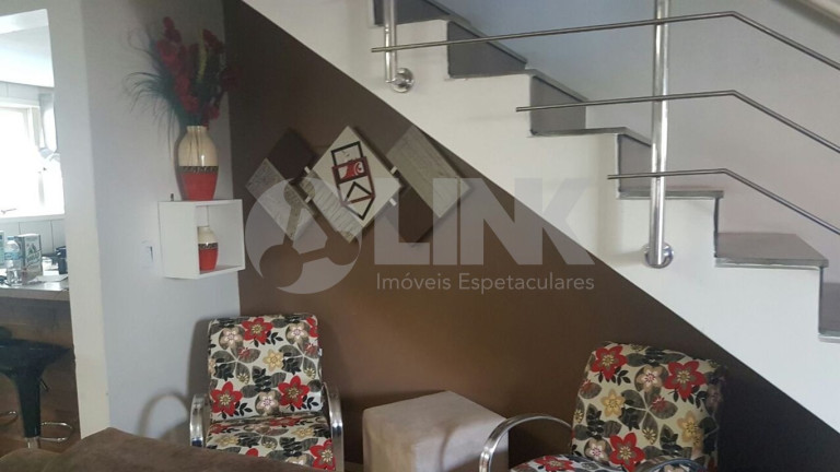 Imagem Casa com 3 Quartos à Venda, 165 m² em Sarandi - Porto Alegre