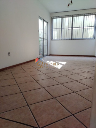 Imagem Apartamento com 2 Quartos à Venda, 53 m² em Roçado - São José