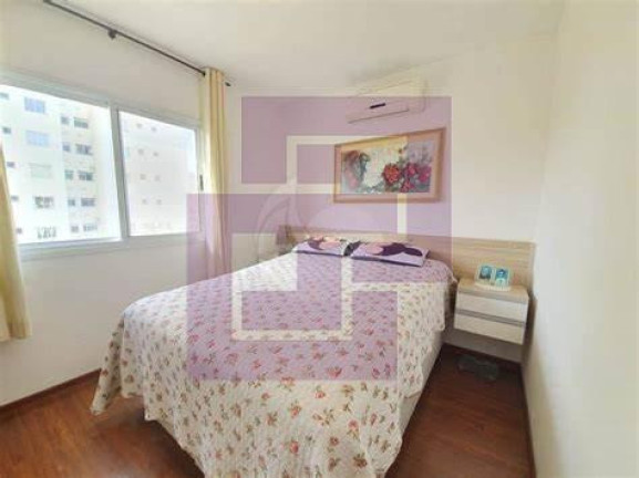 Imagem Apartamento com 3 Quartos à Venda, 96 m² em Jardim Las Palmas - Guarujá