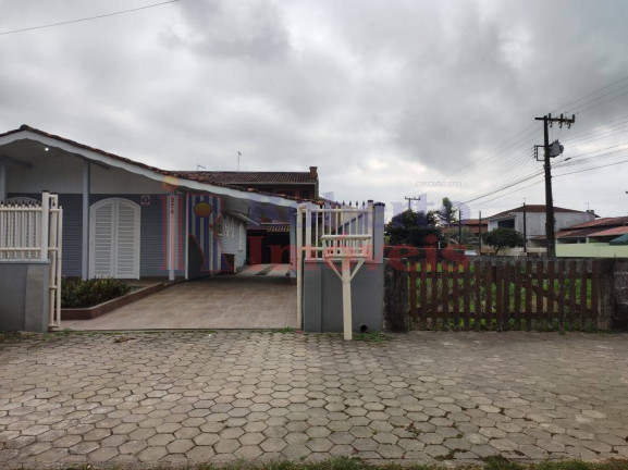Imagem Casa com 7 Quartos à Venda, 720 m² em Brasília  - Itapoá