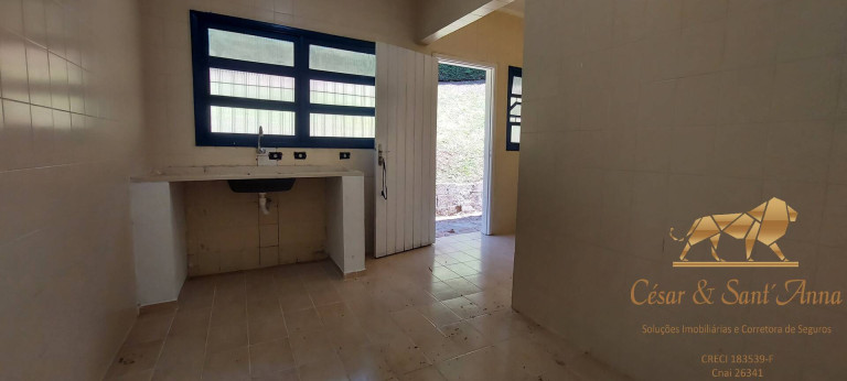Imagem Casa de Condomínio com 2 Quartos à Venda, 110 m² em Campos Do Jordão