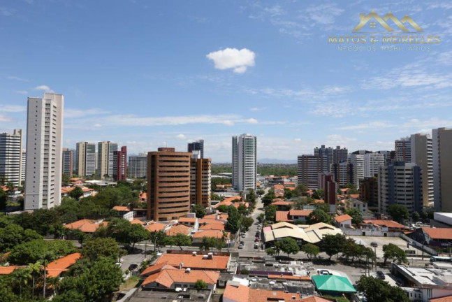 Imagem Apartamento com 3 Quartos à Venda, 77 m² em Guararapes - Fortaleza