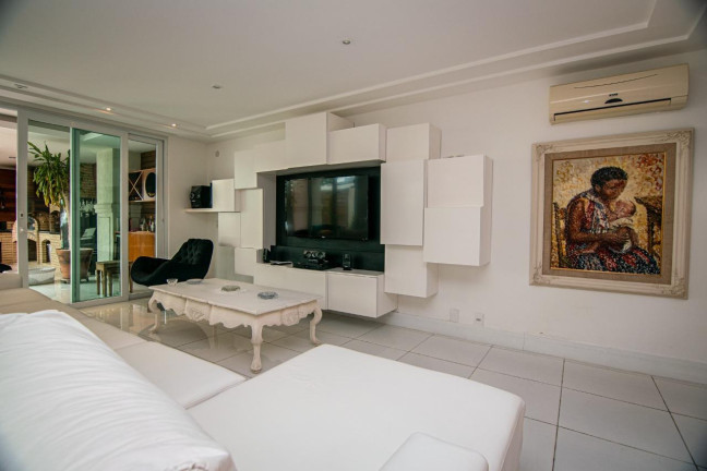 Imagem Casa com 4 Quartos à Venda, 400 m² em Barra Da Tijuca - Rio De Janeiro