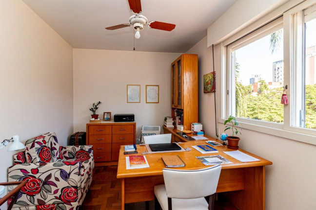 Imagem Apartamento com 2 Quartos à Venda, 84 m² em Menino Deus - Porto Alegre