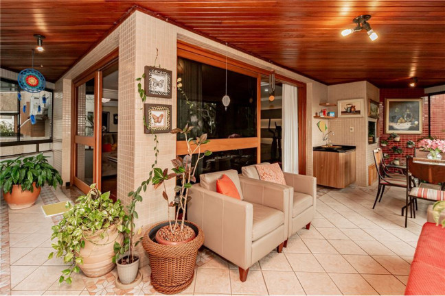 Imagem Apartamento com 3 Quartos à Venda, 199 m² em Petrópolis - Porto Alegre