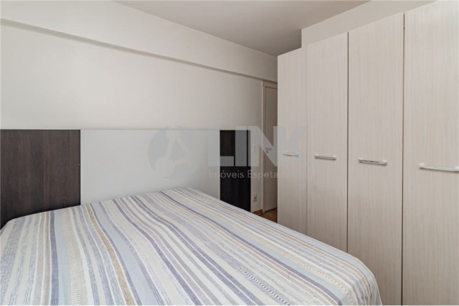 Apartamento com 3 Quartos à Venda, 68 m² em Vila Ipiranga - Porto Alegre