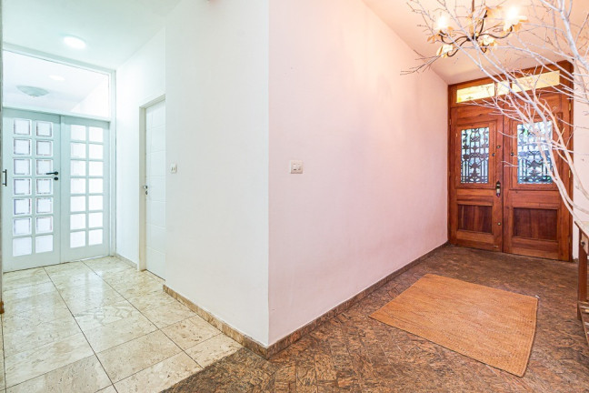 Casa com 5 Quartos à Venda, 550 m² em Santo Amaro - São Paulo