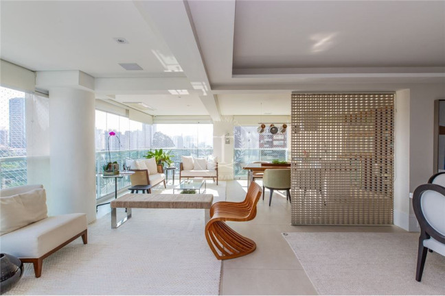 Imagem Apartamento com 4 Quartos à Venda, 251 m² em Campo Belo - São Paulo