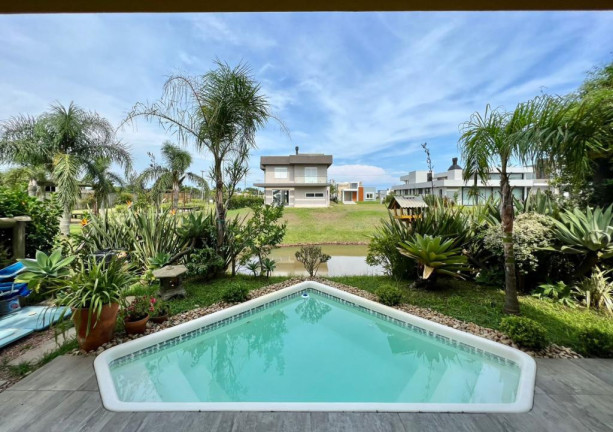 Imagem Casa com 3 Quartos à Venda, 350 m² em -- - Capao Da Canoa