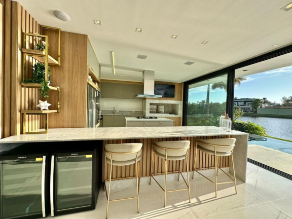 Imagem Casa com 5 Quartos à Venda, 426 m² em Centro - Xangri-la