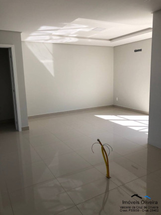 Imagem Sobrado com 3 Quartos à Venda, 137 m² em Recanto Tropical - Cascavel