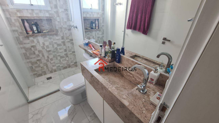 Imagem Apartamento com 3 Quartos à Venda, 138 m² em Vila Guilhermina - Praia Grande