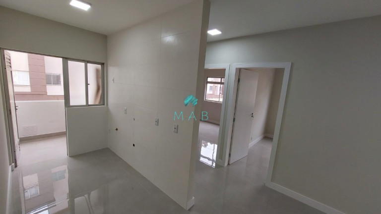 Imagem Apartamento com 2 Quartos à Venda, 53 m² em Areias - São José