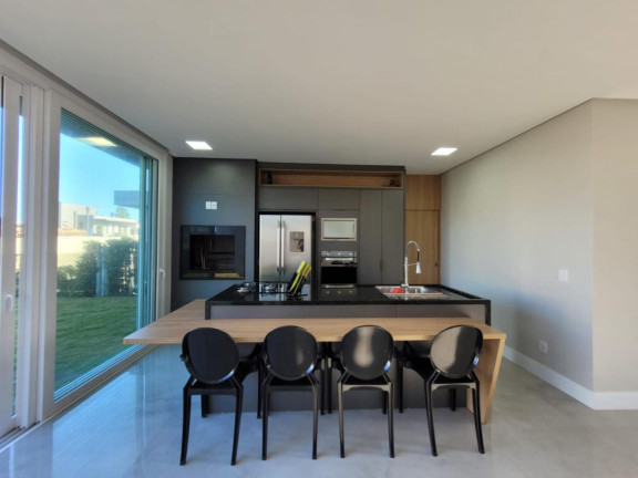 Imagem Casa com 4 Quartos à Venda, 220 m² em -- - Capao Da Canoa