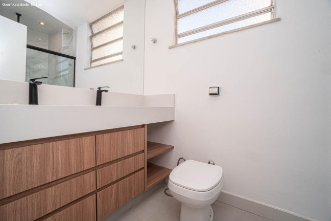 Imagem Apartamento com 4 Quartos à Venda, 130 m²em Tijuca - Rio De Janeiro