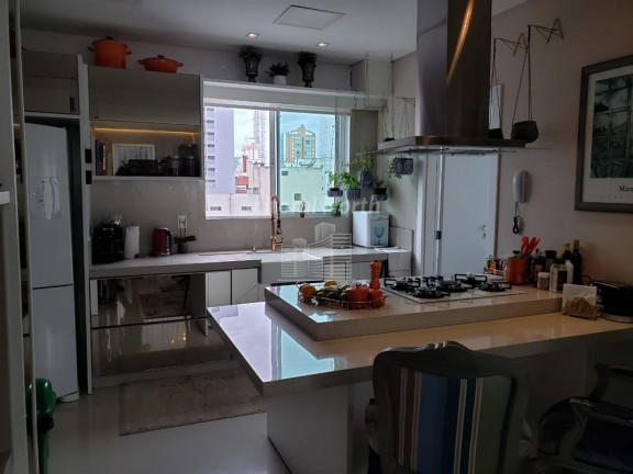 Imagem Apartamento com 3 Quartos à Venda, 134 m² em Centro - Balneário Camboriú