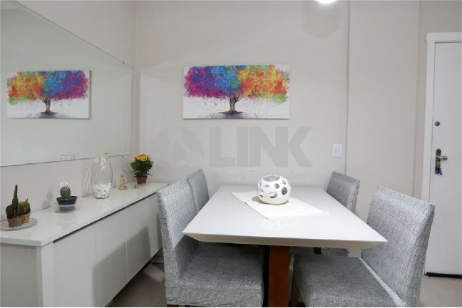 Imagem Apartamento com 3 Quartos à Venda, 66 m² em Vila Ipiranga - Porto Alegre