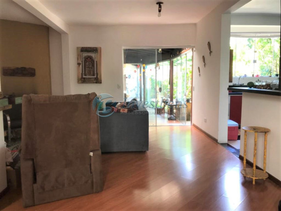 Imagem Casa com 3 Quartos à Venda, 192 m² em Mossunguê - Curitiba