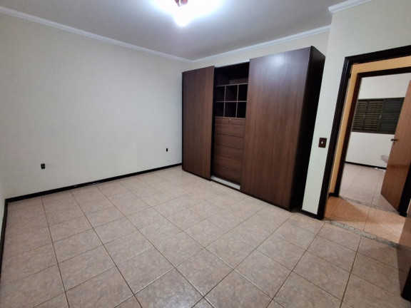 Imagem Casa com 3 Quartos para Alugar, 300 m² em Vila São João Da Boa Vista - Bauru