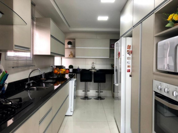 Imagem Apartamento com 3 Quartos à Venda, 168 m² em Jardim Santa Mena - Guarulhos