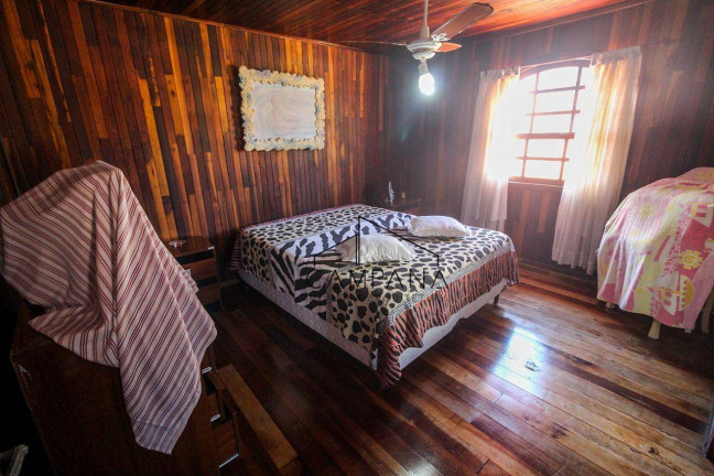 Imagem Casa com 3 Quartos à Venda, 300 m² em Indaiá - Caraguatatuba