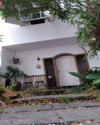 Casa com 4 Quartos à Venda, 265 m² em Campo Belo - São Paulo