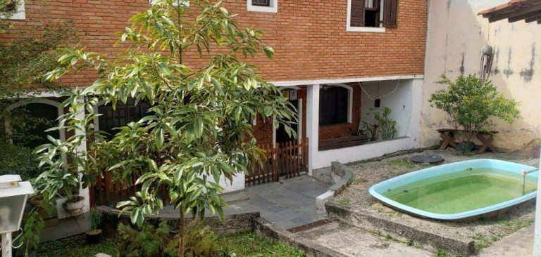 Casa com 5 Quartos à Venda, 500 m² em Vila Ipojuca - São Paulo