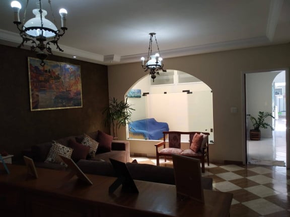 Imagem Casa com 3 Quartos à Venda, 367 m² em Vila Vianelo - Jundiaí