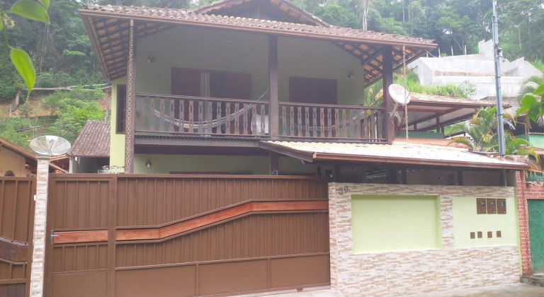 Imagem Casa com 3 Quartos à Venda,  em Amparo - Nova Friburgo