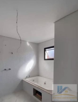 Imagem Casa com 3 Quartos à Venda, 190 m² em Bom Jesus - São José Dos Pinhais