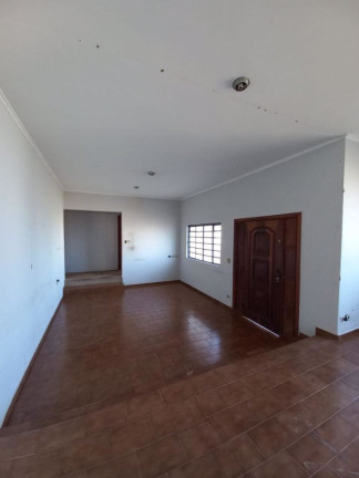 Imagem Casa com 3 Quartos à Venda, 176 m² em Centro - Guararapes