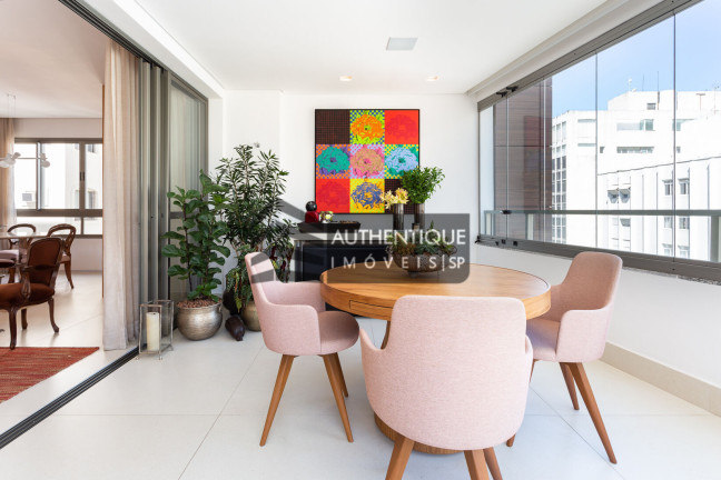 Apartamento com 3 Quartos à Venda, 245 m² em Jardins - São Paulo