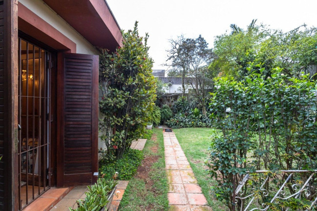 Casa com 3 Quartos à Venda, 455 m² em Alto De Pinheiros - São Paulo