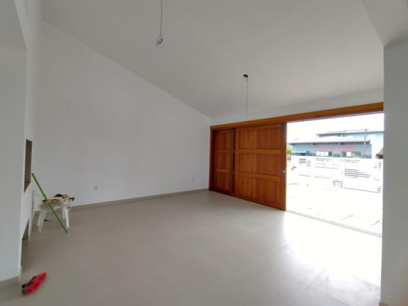 Imagem Casa com 3 Quartos à Venda, 146 m² em Noiva Do Mar - Xangri-la
