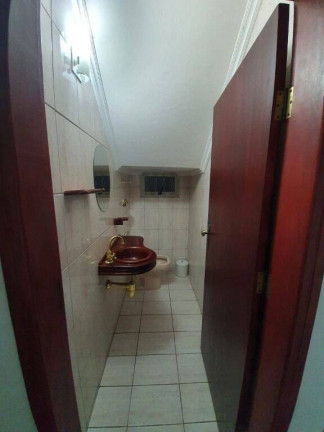 Imagem Sobrado com 3 Quartos à Venda, 144 m² em Vila São José - Taubaté