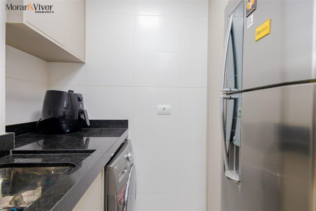 Imagem Apartamento com 2 Quartos à Venda, 71 m² em Centro - Curitiba