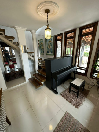 Imagem Casa com 5 Quartos à Venda, 580 m² em Centro - São José