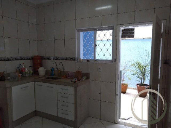 Imagem Casa com 2 Quartos à Venda, 105 m² em Embaré - Santos