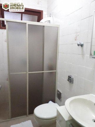 Imagem Sobrado com 4 Quartos à Venda, 300 m² em Trindade - Florianópolis