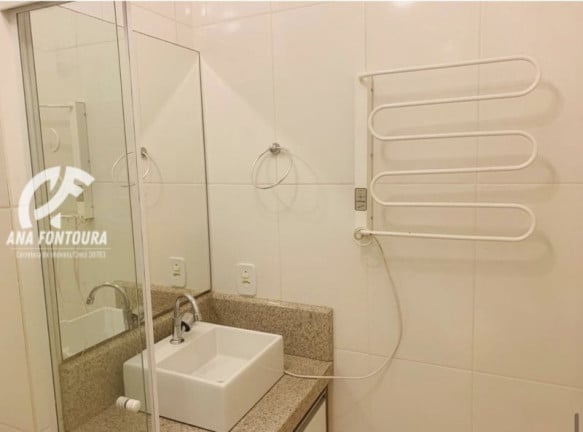 Imagem Apartamento com 2 Quartos à Venda, 70 m² em Bombas - Bombinhas