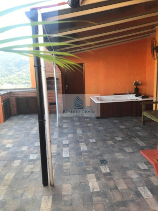 Imagem Imóvel com 2 Quartos à Venda, 120 m² em Camorim - Rio De Janeiro