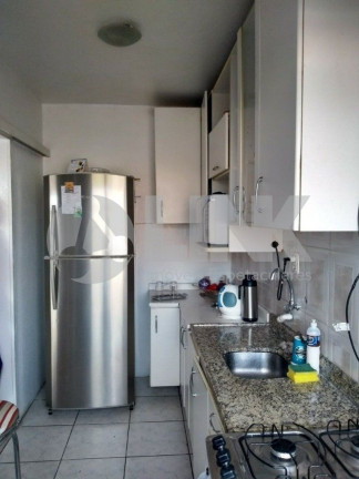 Apartamento com 2 Quartos à Venda, 55 m² em Vila Ipiranga - Porto Alegre