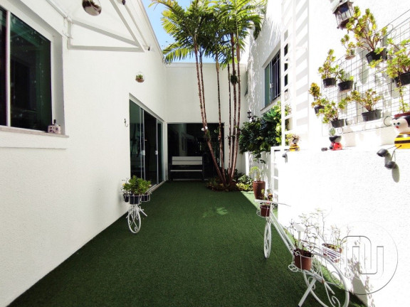Imagem Casa de Condomínio com 3 Quartos à Venda, 928 m² em Bosque Das Mansões - São José