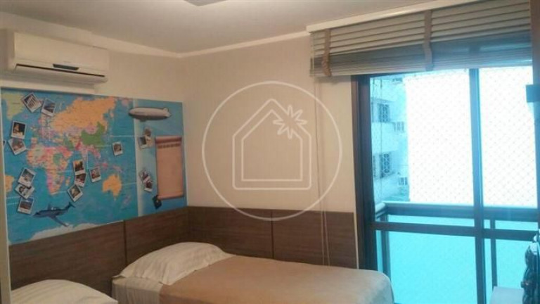 Imagem Apartamento com 4 Quartos à Venda, 155 m² em Leblon - Rio De Janeiro