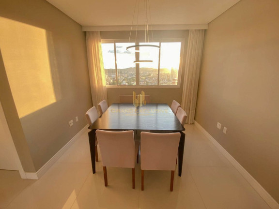 Imagem Apartamento com 3 Quartos à Venda, 134 m² em Centro - Balneário Camboriú