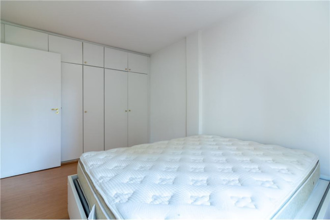 Imagem Apartamento com 2 Quartos à Venda, 70 m² em Moema - São Paulo