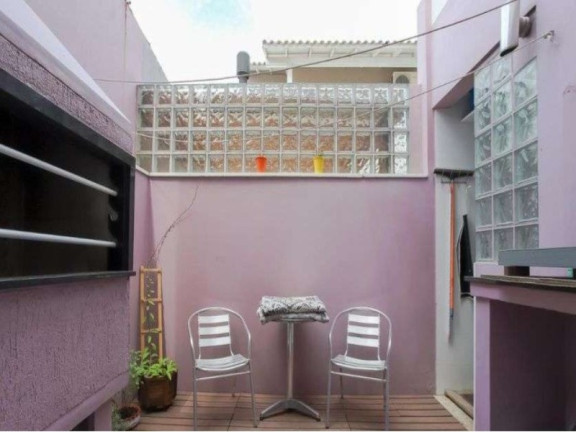 Imagem Sobrado com 3 Quartos à Venda, 134 m² em Jardim Itu - Porto Alegre