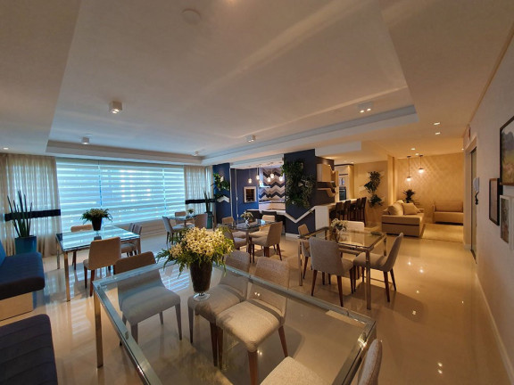 Imagem Apartamento com 3 Quartos à Venda, 133 m² em Centro - Balneário Camboriú