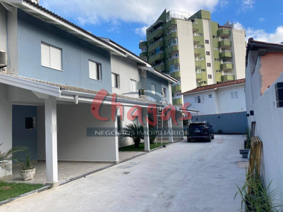 Imagem Sobrado com 3 Quartos para Alugar, 120 m² em Sumaré - Caraguatatuba