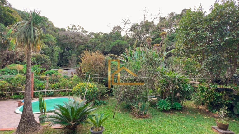 Imagem Imóvel com 5 Quartos à Venda, 227 m² em Parque Do Ingá - Teresópolis